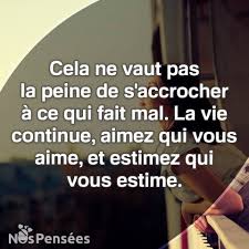 Pour les articles homonymes, voir et la vie continue. Epingle Par Caloc J Sur Life Citation Estime De Soi Citation Francais