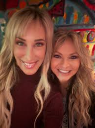 Happy New Year everyone! 🥂 Dance has been a big part of my 2025… and I  plan