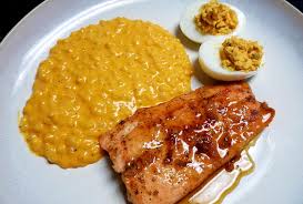 Check spelling or type a new query. Honey Garlic Glazed Salmon Mac N Cheese Couscous And Sriracha Deviled Eggs 365 Calories 1500isplenty