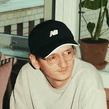 What is the most popular song by Sizzy?