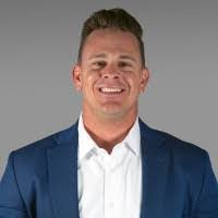 Cullen Burton's Instagram, Twitter & Facebook