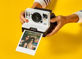 Polaroid Revives Instant Film With Its Onestep2 I Type Camera Polaroid One Step New Polaroid Camera Instant Camera