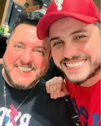 Rob Ribeiro (@cantorrobribeiro) • Instagram photos and videos