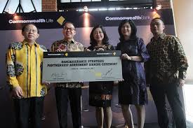 Godine uzeo 50% udjela u pt bank international indonesia. Commonwealth Life Commonwealth Bank Launch Comm Now Jakarta