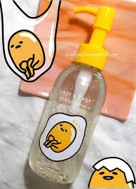 Holika Holika Lazy Easy All In One Master Holika Holika Gudetama Lazy Easy Cleanser Smooth Egg Peeling Gel All In One Master Essence Review Allinone Makeup Skin Care Cleanser Natural Skin Care