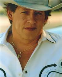 Larry Loebig's Instagram, Twitter & Facebook