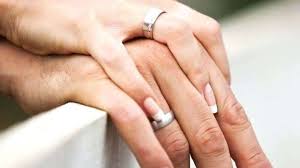 Oleh itu, berikut adalah beberapa sebab yang telah kami senaraikan tentang kenapa lelaki tak romantik. Cabaran 30 Hari Eratkan Hubungan Suami Isteri Gaya 360