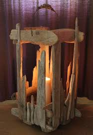 Driftwood Lantern Www Facebook Com In 2020 Treibholz Arbeiten Holz Kreativ Laternen Holz