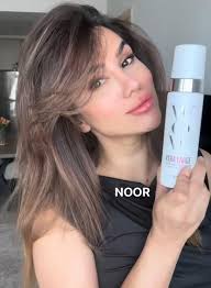 🖤Color Wow Xtra Large Bombshell Volumizer 195 mL On 50% Sale🖤 💦This  volumizer gives the fluffiest hair and keeps it set for the whole day.💦  😻You can get it