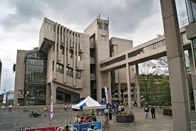 The university of leeds is a public research university in leeds, west yorkshire, england. University Of Leeds Online Courses And Moocs Student Reviews Coursetalk