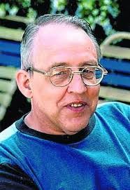 Robert Meck's Instagram, Twitter & Facebook