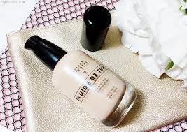 C'est ben long avant de commencer à parler! Prairie Beauty Review Maison Jacynthe Fluide De Teint Fluid Foundation