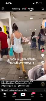 Becky Crocker (uBeckycrockertv) - Reddit