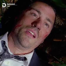 Başladık. Dizi:Lost Ansambl oyuncu kadrosuna sahip olan dizinin 28 ana  oyuncusu bulunmaktadır: #AdewaleAkinnuoyeAgbaje #NaveenAndrews  #NestorCarbonell #HenryIanCusick #JeremyDavies #EmiliedeRavin  #MichaelEmerson #JeffFahey #MatthewFox #JorgeGarcia ...