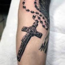 If you're looking for a rad font to go along with your cross tattoo, check our this curated collection: Pin On Tattoos
