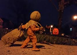 All four stories take place on the same halloween night, and each story is connected to the other in some way. Idle Hands Neca S Trick R Treat Sam Clothed Figure In Action