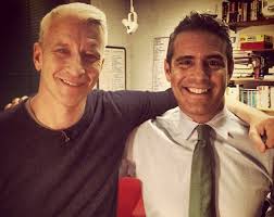 Bravo S Andy Cohen Spills The Beans About His Date With Anderson Cooper Anderson Cooper Straight People Andy