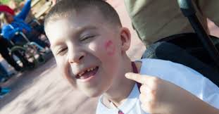 Kidd's Kid Declan Johnson Gets a Kiss [VIDEO]