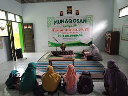 Contoh soal tahfidz juz 30 assalamualaikum warahmatullahi wabarakatuhseperti biasanya ana ingin berbagi sesuatu yang insyaallah sangat bermanfaat dan banyak dibutuhkan oleh orangalhamdulillah akhirnya saya diberi kemampuan oleh allah untuk membuat soal soal musabaqah hifdzul quran lomba tahfidz al quran kategori juz 30. Munaqosah Tahfidz Tasmi Juz 28 29 Dan 30 Sekali Duduk Sdit Arrahmah