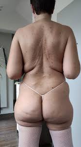 Sexy gilf ass - homemadegrannyporn.com