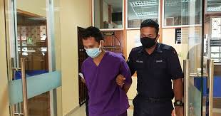 Pertuduhan dikemukakan mengikut seksyen 506 kanun keseksaan yang memperuntukkan hukuman penjara sehingga tujuh tahun jika sabit kesalahan. Peniaga Ugut Bunuh Adik Dipenjara 24 Bulan