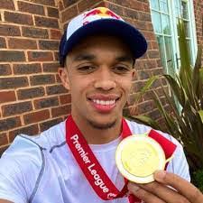 Ryan Riddell's Instagram, Twitter & Facebook