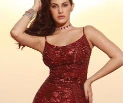 She started her career at the age of 16 as an indian model and made a name for herself by endorsing big brands such as clean and clear, airtel, garnier and micromax. Amyra Dastur All Movies Name