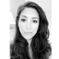 Kim Riccardi's Instagram, Twitter & Facebook