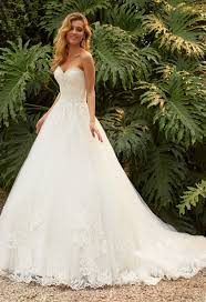 Doch die auswahl ist groß und macht die brautkleidsuche zu einer schwierigen aufgabe. Die Aktuelle Brautmode Kollektion Avinia Brautmode Braut Brautkleid Prinzessin