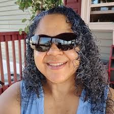 Kellie Mackey's Instagram, Twitter & Facebook