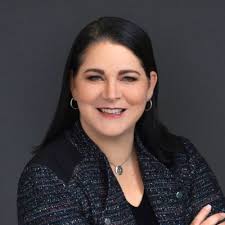 This week for People We Love we spotlight Hope Wiseman of Mary & Main. At  the age of 25, Hope Wiseman became the youngest black woman dispensary  owner in the country. In