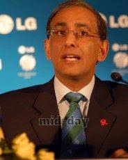 Atharva Patil scored 100 for Shardashram High School