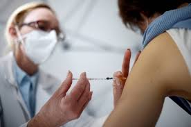 Există alte vaccinuri aflate în curs de dezvoltare bazate pe această. Astrazeneca To Miss Eu Vaccine Supply Target By Half In Second Quarter The Japan Times