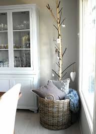 Keep A Decorative Basket In Your Living Room For Blankets And Pillows So You Don T Have To Pull Blanket Storage Living Room Living Room Storage Pillow Storage
