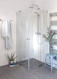 So finden sie die richtige duschkabine für ihr in unserem ratgeber zeigen wir ihnen, wie auch sie die perfekte dusche für ihr badezimmer finden. Duschabtrennungen Glas Bis 50 Uber 10 000 Duschen