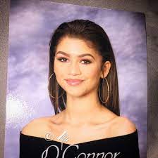 Zendaya channels lola bunny at space jam premiere. Zendaya Graduates High School And Her Senior Portrait Is Gorgeous