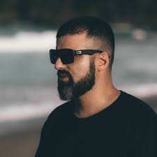 Stream Elton D music