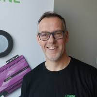 500+ "Schwerdtfeger" profiles