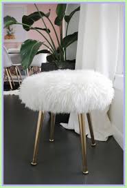 Combined with the fuzzy pot, the collection allows you to create totemic compositions. 92 Reference Of Fuzzy Desk Chair White Diy Stool Diy Home Decor Projects Easy Diy Decor
