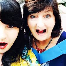 Kelly (@kellymwarburton)