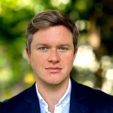 There's more money flowing around tech than ever before… so why is it still  so hard to get FUNDING? In this TWiST clip, Alex Wilhelm, and our guest  investors Deedy Das, and