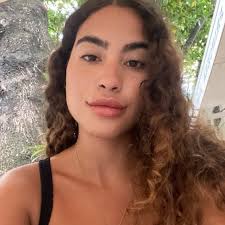 Ana Beatriz Estrella (@biamestrella) • Instagram photos and videos