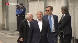 Tin tức mới nhất về abramovich. Millionen Prozess In Freiburg Olmilliardar Abramowitsch Ruckt Mit Sieben Anwalten An News Srf