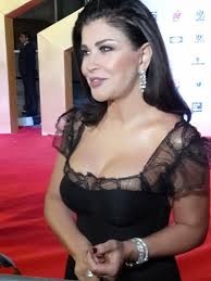 انتهت الفنانة جومانا مراد من تصوير مشاهدها في حكاية مش هنفرح بيكى تأليف شهيرة سلام وإخراج محمد عبد الرحمن حماقى، وهى ثانى أعلنت النجمة السورية جومانا مراد، شفاءها هي وأسرتها من فيروس كورونا، وكتبت جومانا عبر حسابها على فيس بوك، قائلة:الحمد لله أتم. Ø¬ÙˆÙ…Ø§Ù†Ø© Ù…Ø±Ø§Ø¯ ØªØµØ¯Ù… Ù…ØªØ§Ø¨Ø¹ÙŠÙ‡Ø§ Ø¨Ø¥Ø·Ù„Ø§Ù„Ø© Ø¬Ø±ÙŠØ¦Ø© ÙÙŠ Ø£ÙˆÙ„ Ø¸Ù‡ÙˆØ± Ù„Ù‡Ø§ Ø¨Ø¹Ø¯ ØºÙŠØ§Ø¨ Ù…Ø¬Ù„Ø© Ø³ÙŠØ¯ØªÙŠ