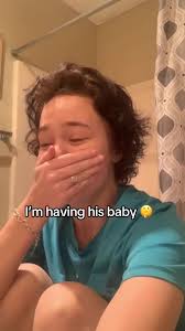 telling my favorite people is one of the best memories #greenscreenvideo  #momsoftiktok #sahmlife #pregnant #tellingmyfamilyimpregnant #momtok  #microinfluencer #fyppppppppppppppppppppppp #viral ...