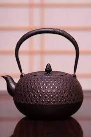 Nanbu Tetsubin Japanese Cast Iron Kettle Kunzan Cast Iron Kettle Tea Pots Cast Iron Tea Pot