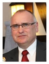 Wyróżniony absolwent