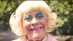 Peggy Watts's Instagram, Twitter & Facebook