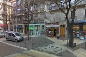 Pour trouver une pharmacie ouverte un dimanche, un jour férié ou encore en dehors des horaires d'ouverture habituels (de nuit), plusieurs solutions pour le service d'urgence, en dehors des grandes agglomérations comme paris où vous trouverez facilement une pharmacie ouverte 24/24, il vous. Pharmacie De Garde A Grenoble 38000 Service Ouvert Aujourd Hui