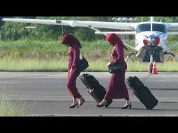 Pramugari cantik lion air jt377| surabaya juanda internasional nempel 0,1cm pramugari nya cantik masih muda mudah. Pramugari Hijab